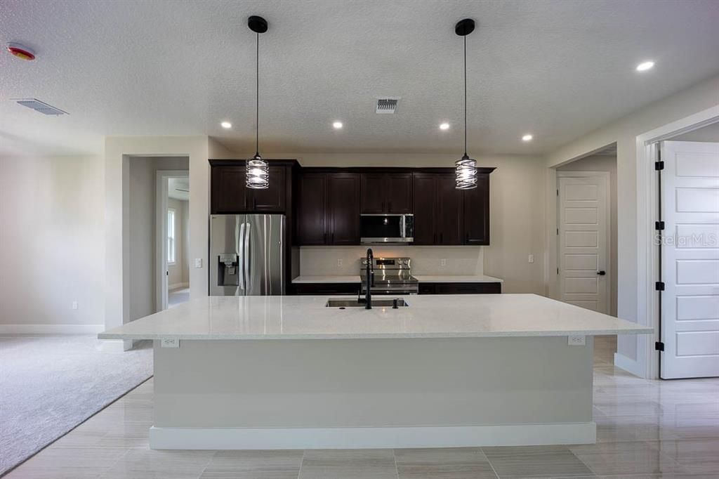 Active With Contract: $525,000 (4 beds, 3 baths, 2393 Square Feet)