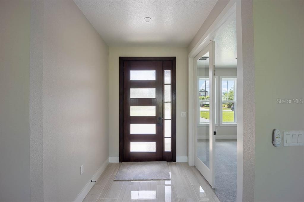 Active With Contract: $525,000 (4 beds, 3 baths, 2393 Square Feet)