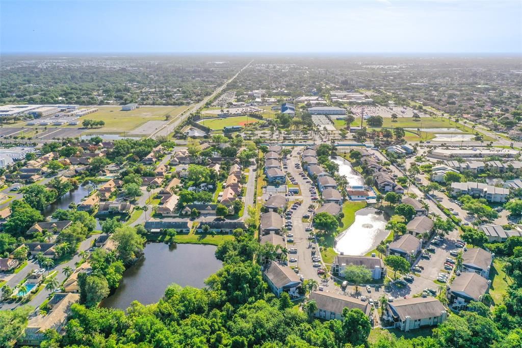 На продажу: $245,000 (3 спален, 2 ванн, 1148 Квадратных фут)