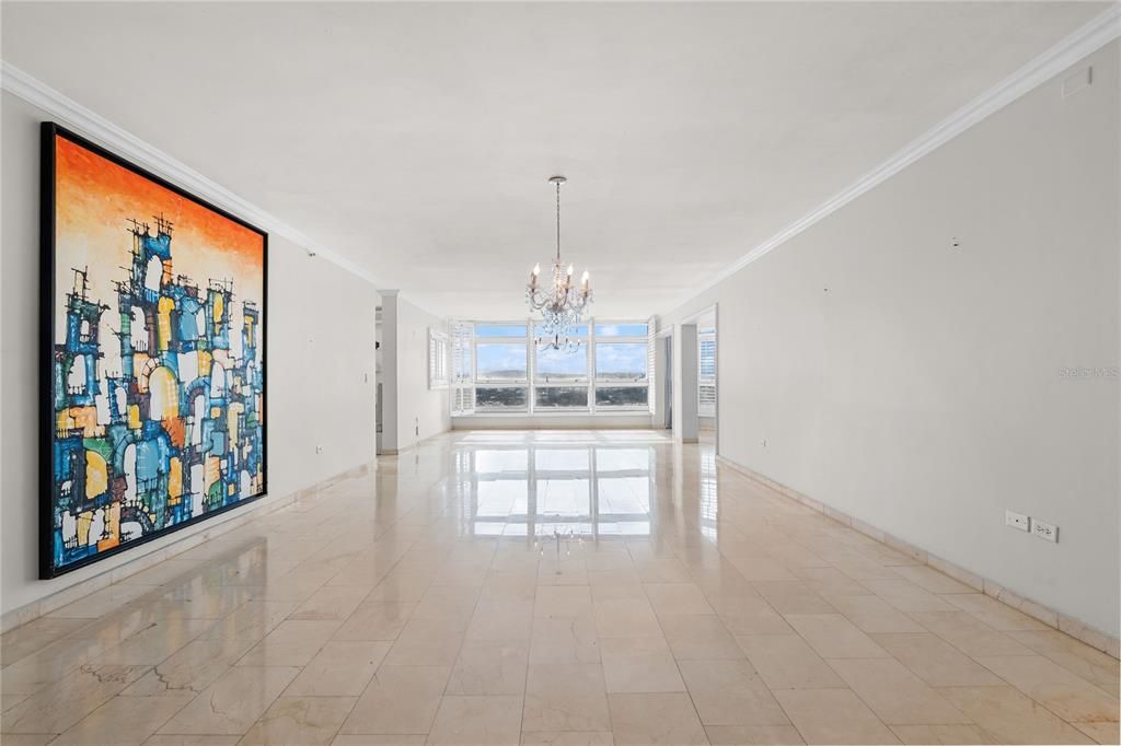 For Sale: $975,000 (4 beds, 3 baths, 2450 Square Feet)