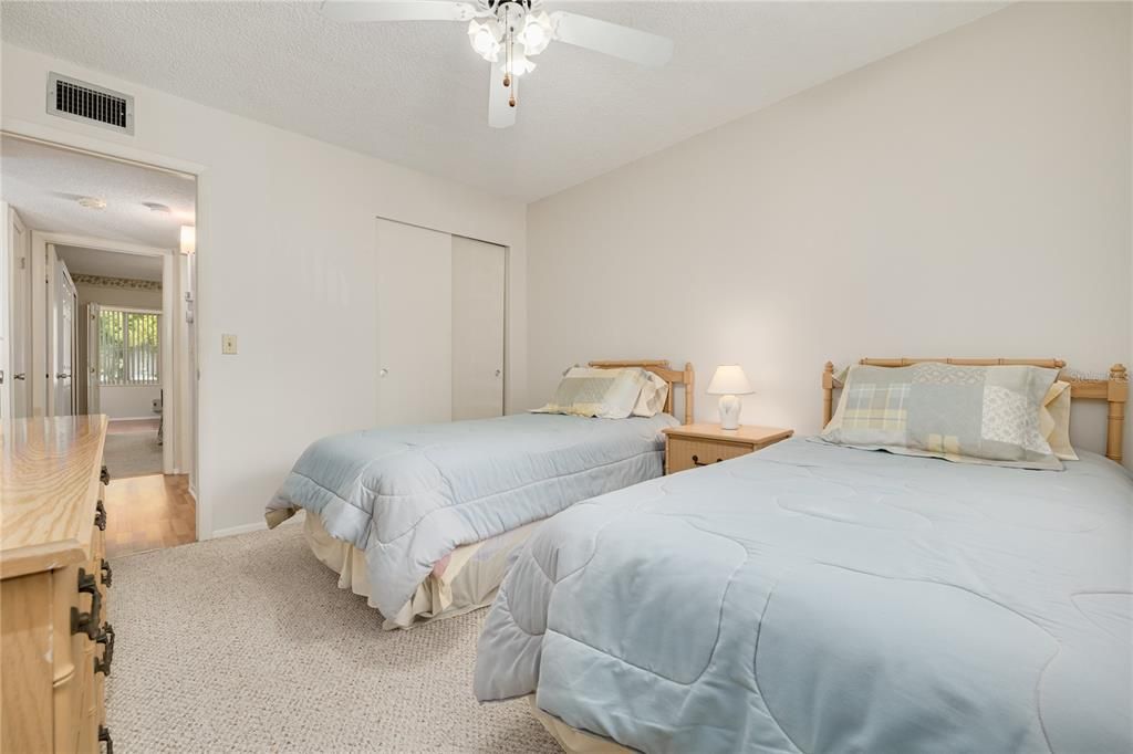 En Venta: $130,000 (2 camas, 2 baños, 1100 Pies cuadrados)