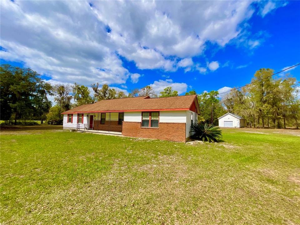 For Sale: $295,000 (3 beds, 2 baths, 1942 Square Feet)