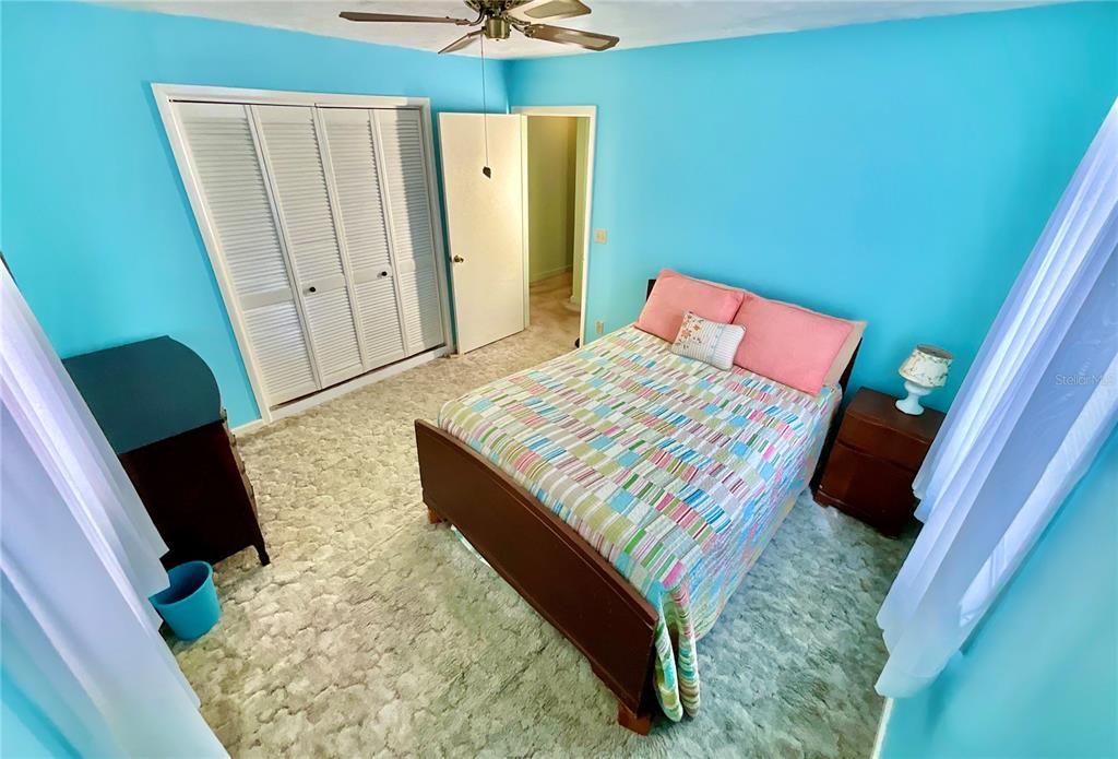 For Sale: $295,000 (3 beds, 2 baths, 1942 Square Feet)