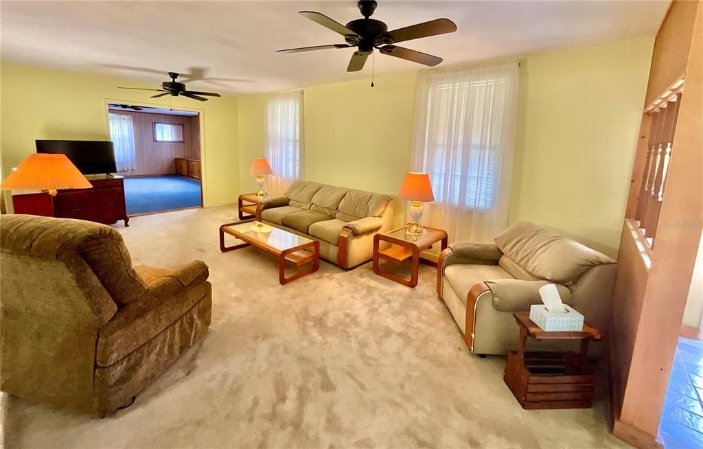For Sale: $295,000 (3 beds, 2 baths, 1942 Square Feet)
