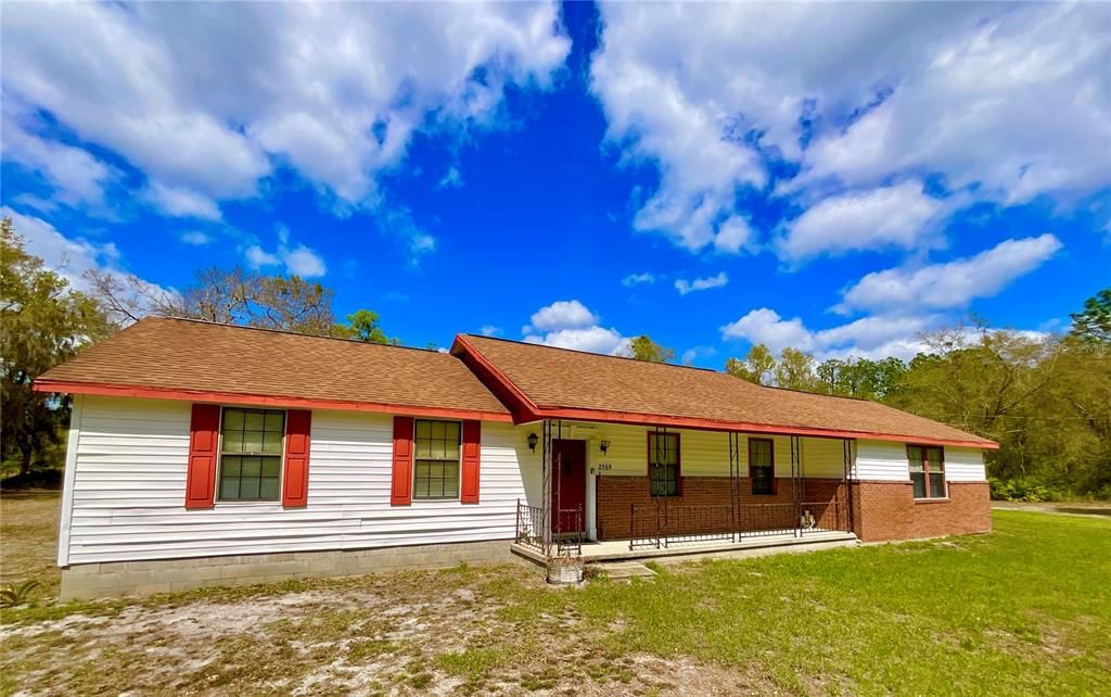 For Sale: $295,000 (3 beds, 2 baths, 1942 Square Feet)
