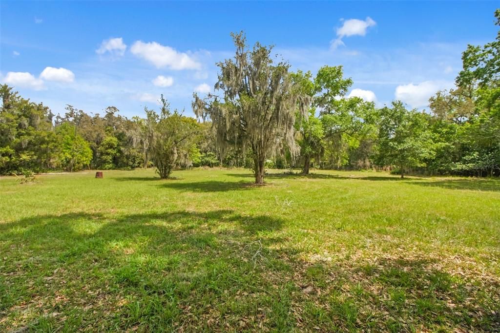 Active With Contract: $444,990 (5 beds, 2 baths, 2031 Square Feet)