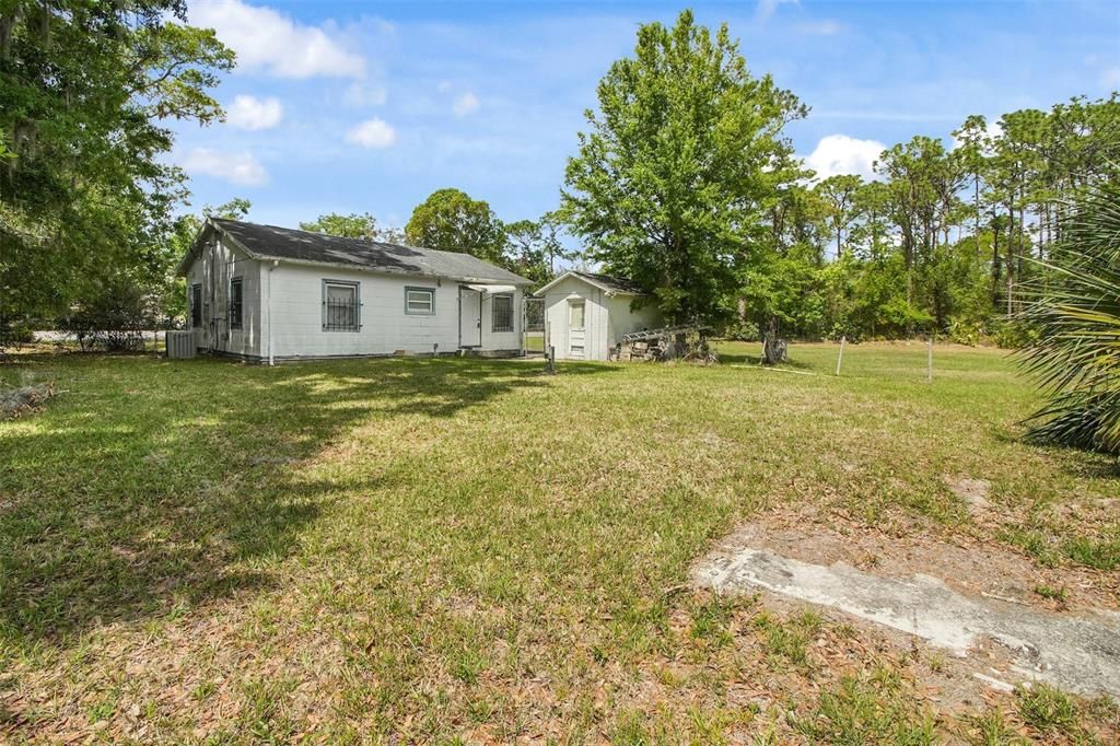 Active With Contract: $444,990 (5 beds, 2 baths, 2031 Square Feet)