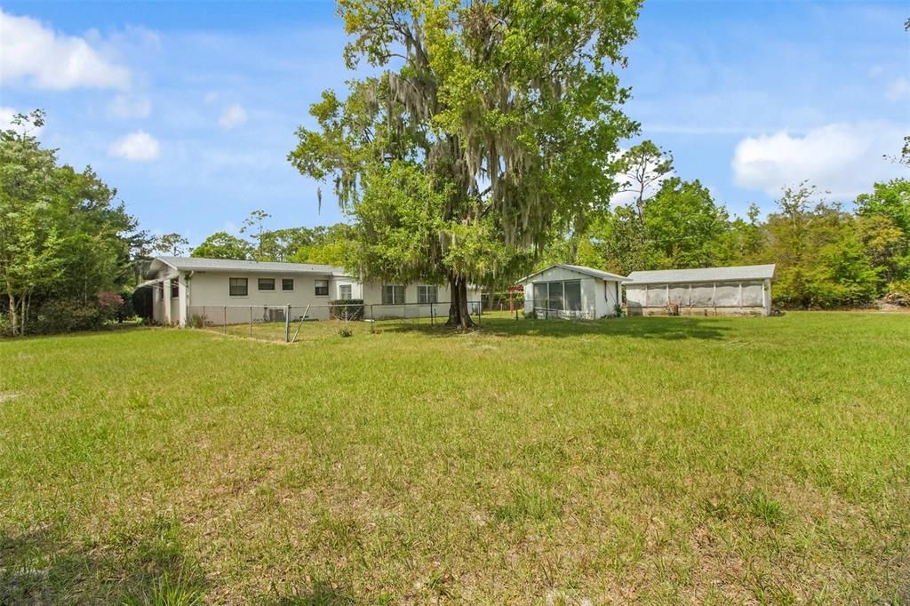 Active With Contract: $444,990 (5 beds, 2 baths, 2031 Square Feet)