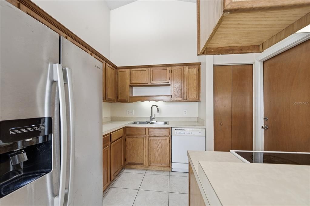 En Venta: $299,900 (2 camas, 2 baños, 1052 Pies cuadrados)