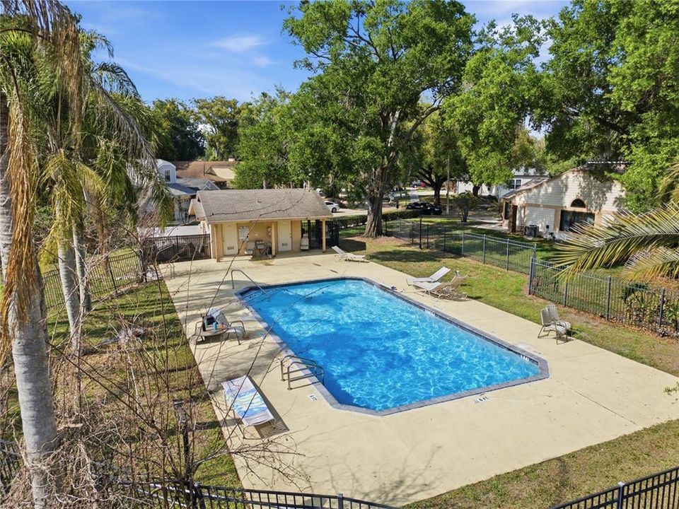 En Venta: $299,900 (2 camas, 2 baños, 1052 Pies cuadrados)