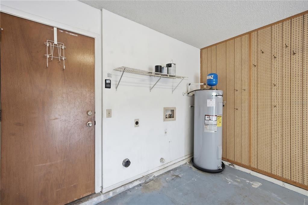 En Venta: $299,900 (2 camas, 2 baños, 1052 Pies cuadrados)