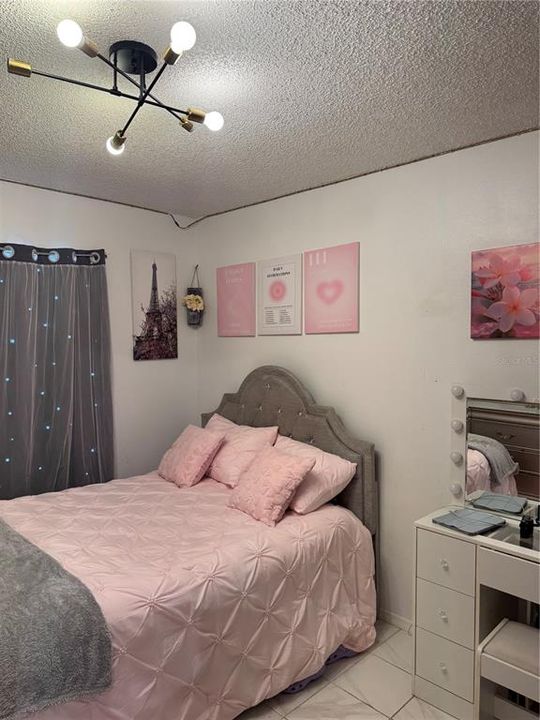 En Venta: $330,000 (3 camas, 2 baños, 1206 Pies cuadrados)