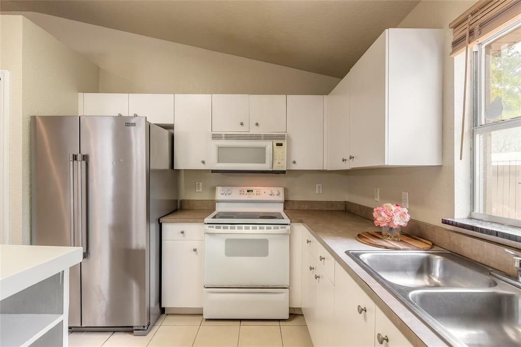 En Venta: $299,000 (3 camas, 2 baños, 1612 Pies cuadrados)