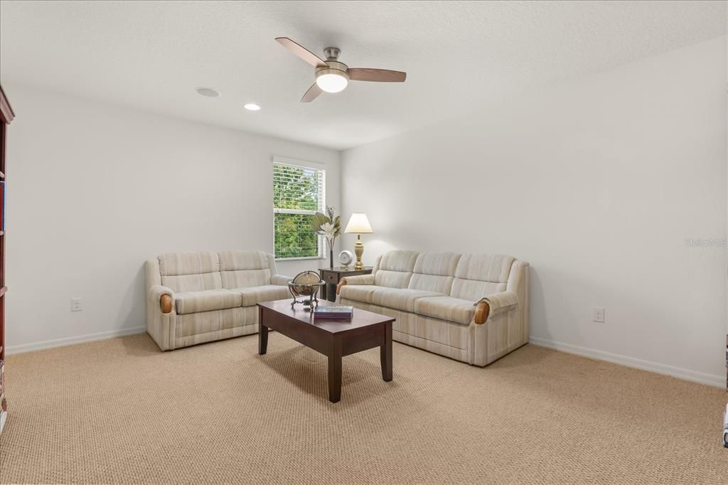Active With Contract: $869,900 (4 beds, 3 baths, 3800 Square Feet)