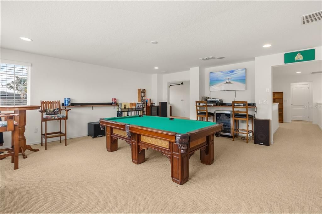 Active With Contract: $869,900 (4 beds, 3 baths, 3800 Square Feet)