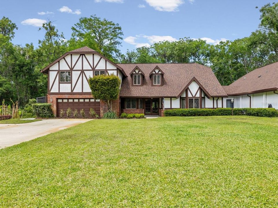 For Sale: $1,250,000 (5 beds, 4 baths, 3954 Square Feet)
