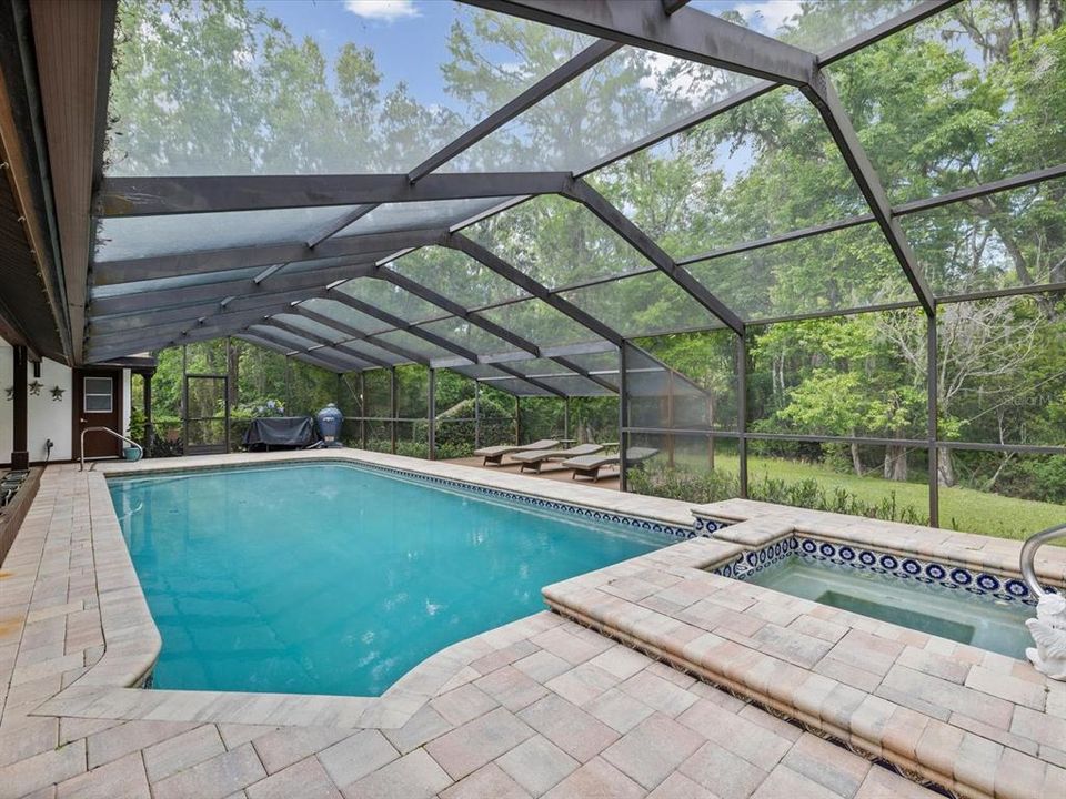 For Sale: $1,250,000 (5 beds, 4 baths, 3954 Square Feet)