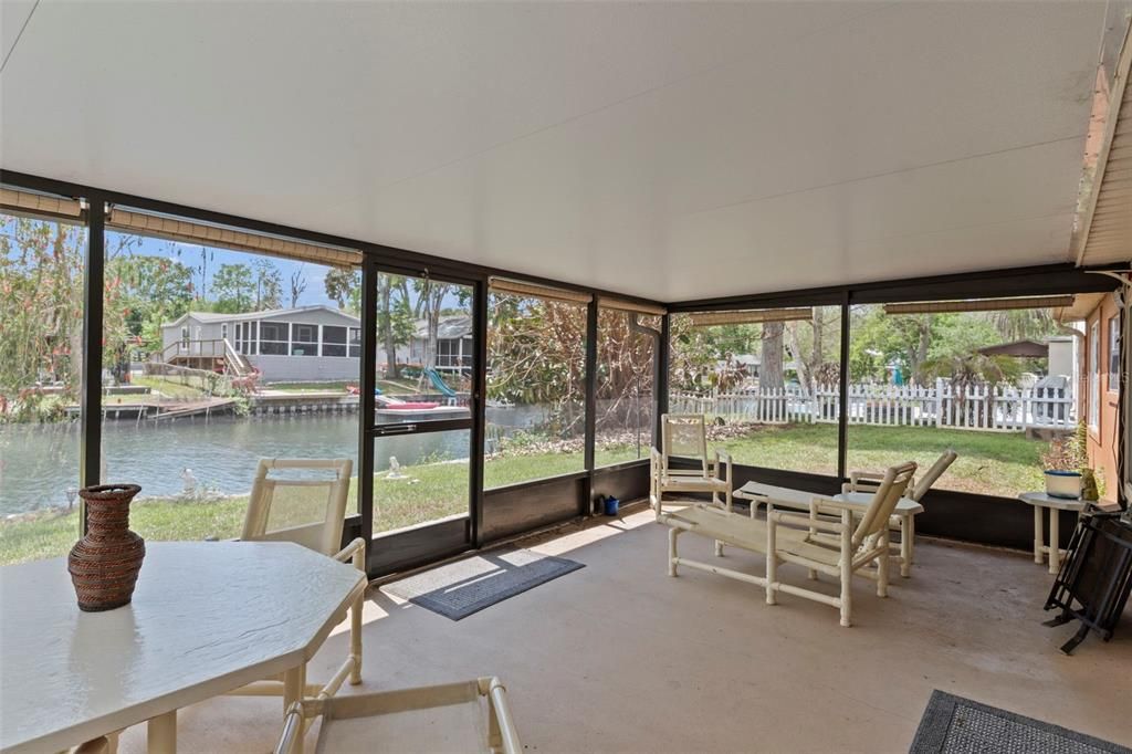 For Sale: $369,000 (2 beds, 2 baths, 1444 Square Feet)