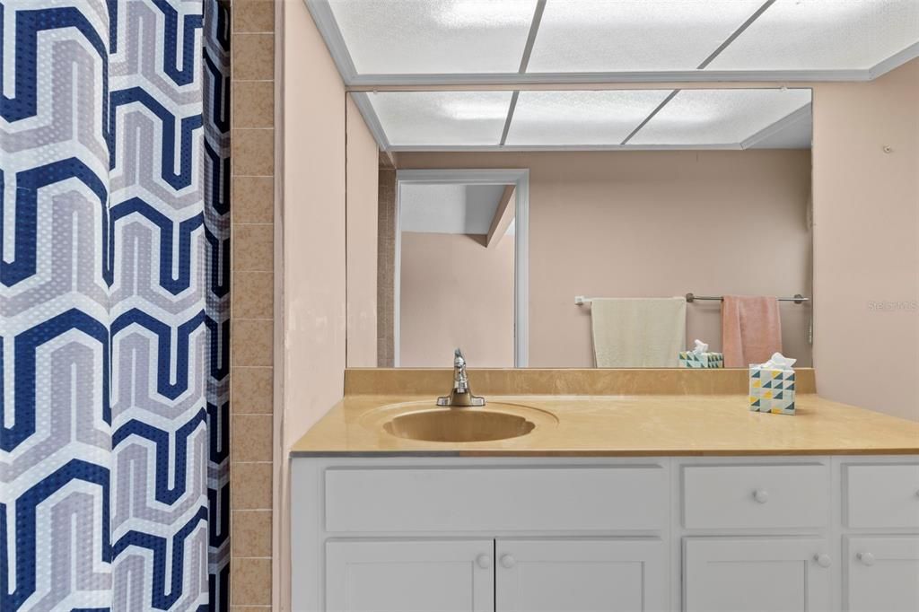 For Sale: $369,000 (2 beds, 2 baths, 1444 Square Feet)