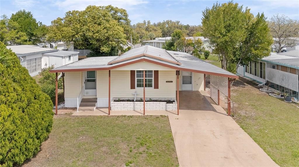 For Sale: $99,900 (2 beds, 1 baths, 798 Square Feet)