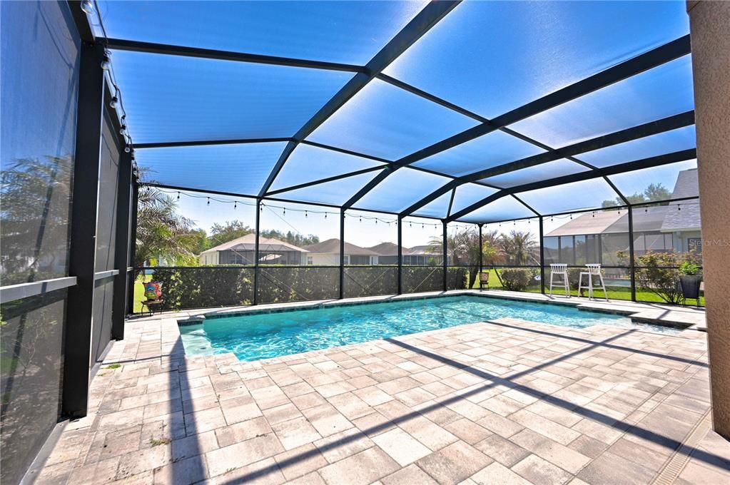 Active With Contract: $549,900 (4 beds, 2 baths, 2752 Square Feet)