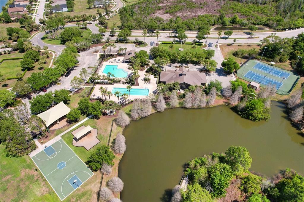 Active With Contract: $549,900 (4 beds, 2 baths, 2752 Square Feet)