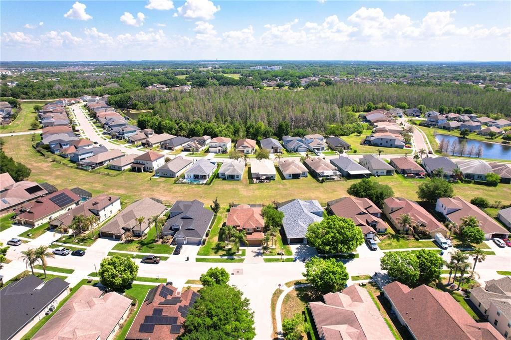Active With Contract: $549,900 (4 beds, 2 baths, 2752 Square Feet)