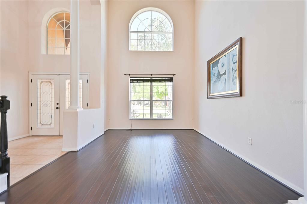 Active With Contract: $549,900 (4 beds, 2 baths, 2752 Square Feet)