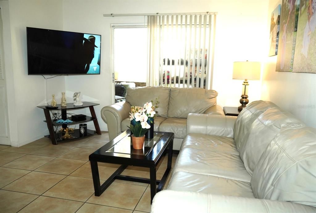 En Venta: $170,000 (3 camas, 2 baños, 914 Pies cuadrados)