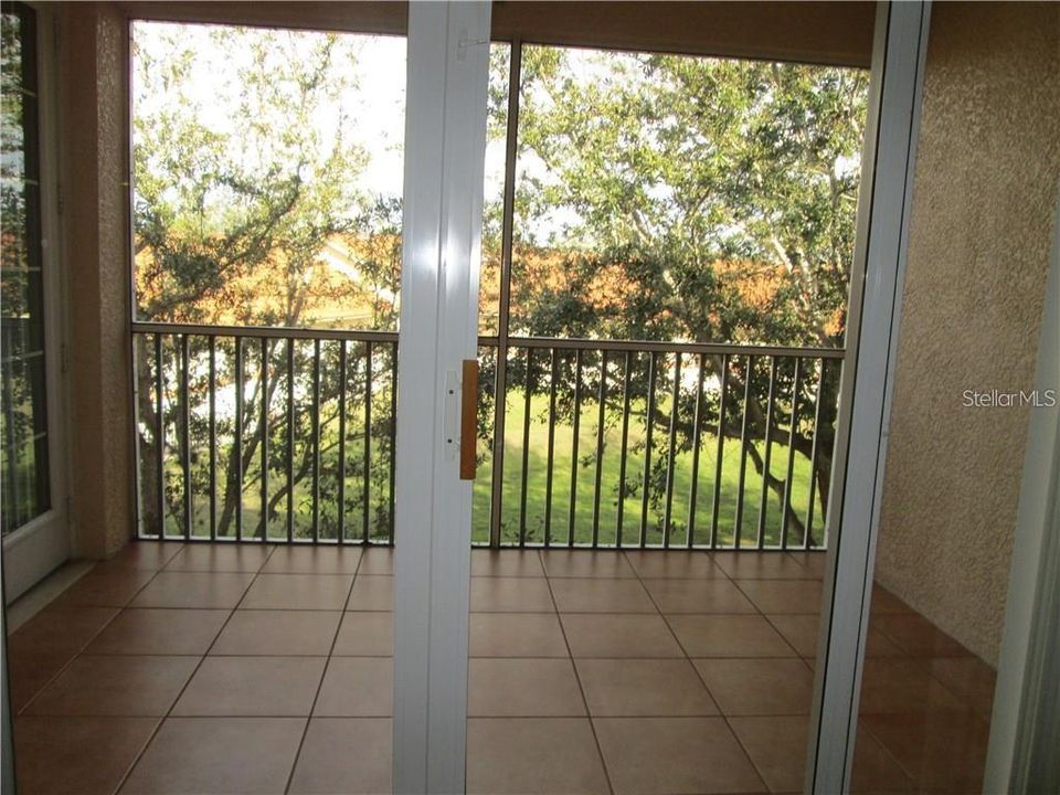 В аренду: $1,700 (2 спален, 2 ванн, 1306 Квадратных фут)