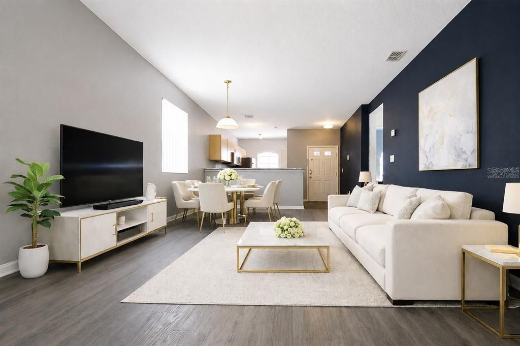 For Sale: $139,900 (2 beds, 2 baths, 981 Square Feet)