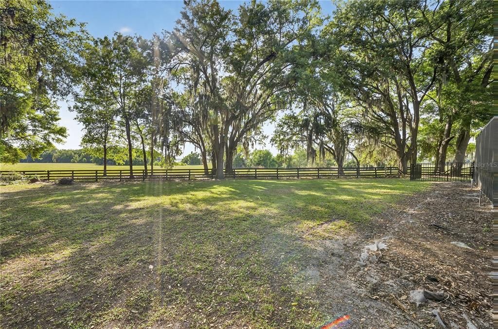 Activo con contrato: $699,900 (4 camas, 2 baños, 2891 Pies cuadrados)