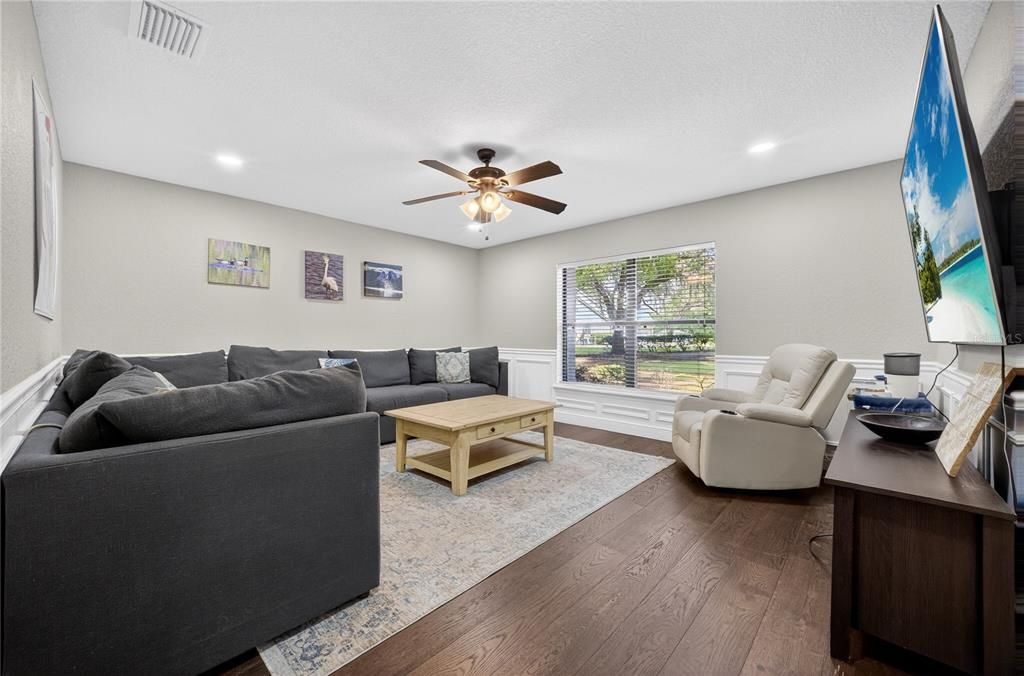 Activo con contrato: $699,900 (4 camas, 2 baños, 2891 Pies cuadrados)
