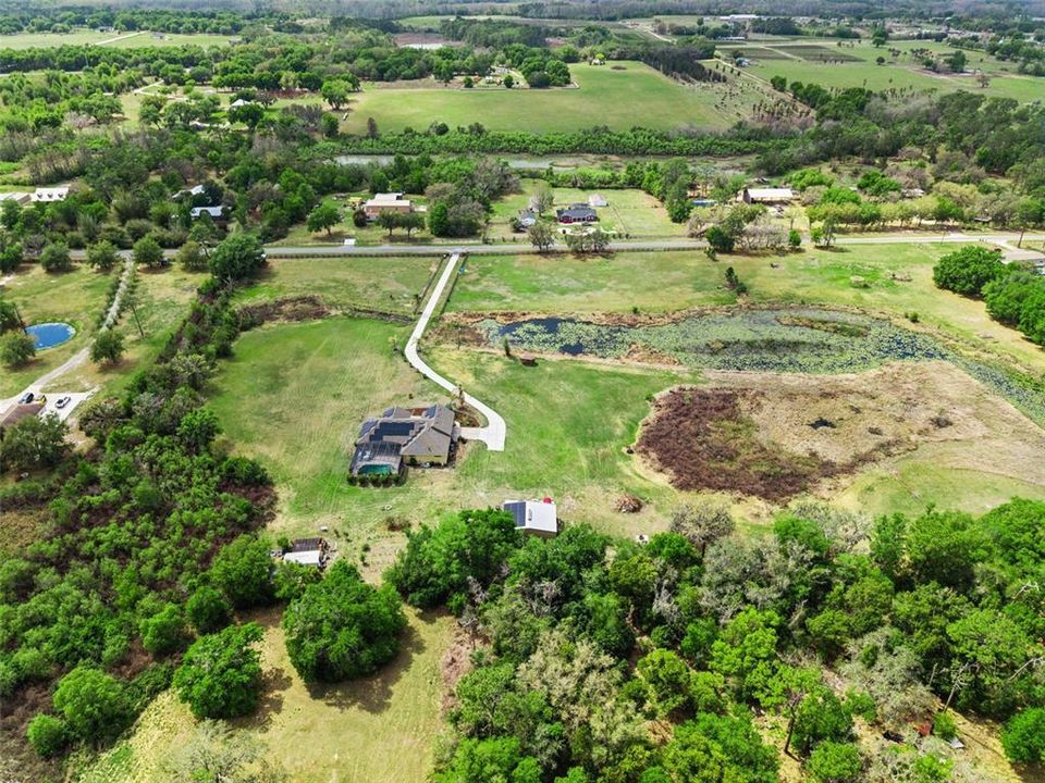 En Venta: $1,150,000 (3 camas, 3 baños, 3325 Pies cuadrados)