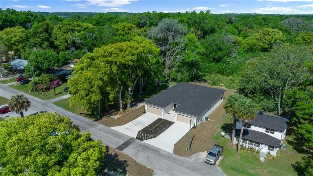 For Sale: $524,900 (6 beds, 0 baths, 2580 Square Feet)