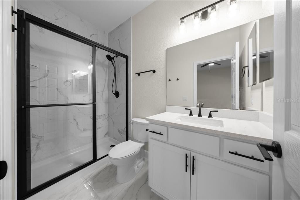 For Sale: $524,900 (6 beds, 0 baths, 2580 Square Feet)