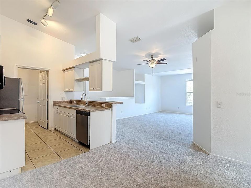 En Venta: $150,000 (3 camas, 2 baños, 1325 Pies cuadrados)