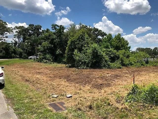 En Venta: $41,900 (0.15 acres)