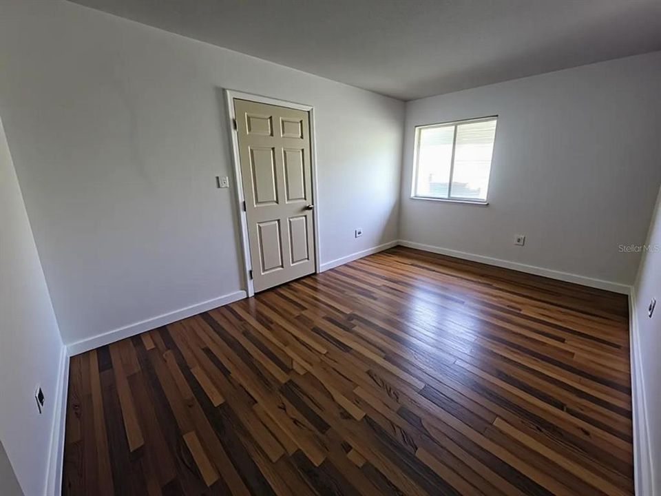Active With Contract: $126,000 (3 beds, 2 baths, 1304 Square Feet)