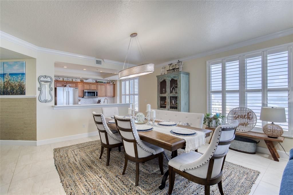 待售: $983,241 (3 贝兹, 3 浴室, 2570 平方英尺)