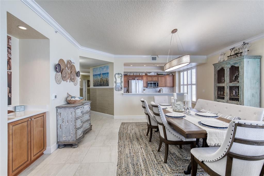 待售: $983,241 (3 贝兹, 3 浴室, 2570 平方英尺)