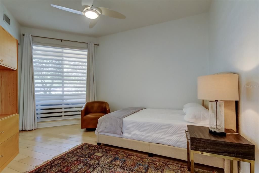 En Renta: $5,500 (3 camas, 2 baños, 2004 Pies cuadrados)