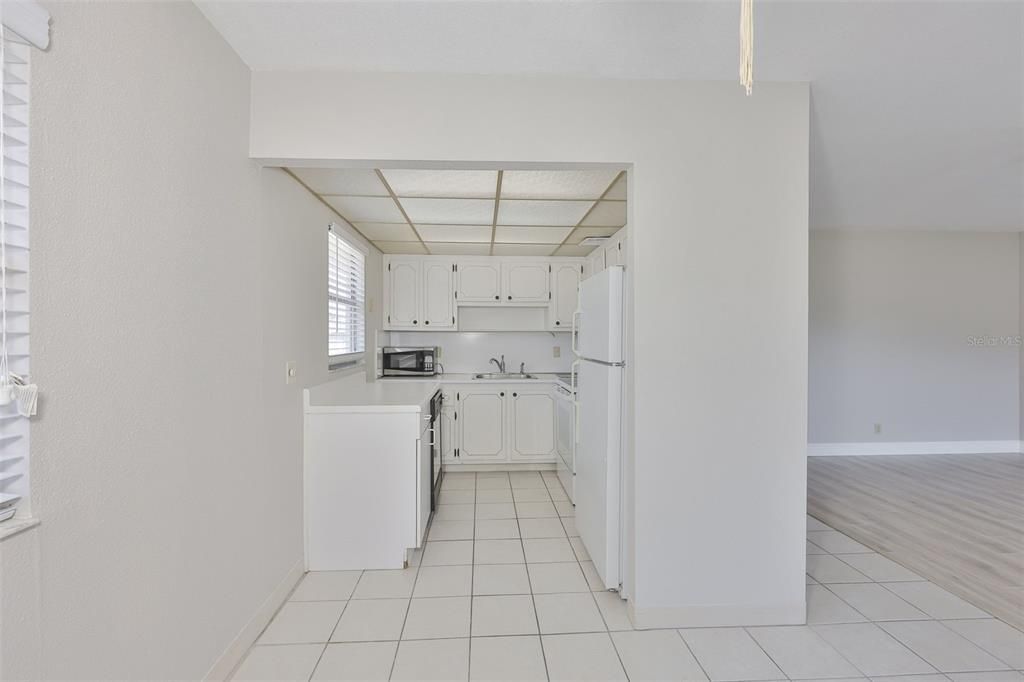 For Sale: $90,000 (2 beds, 2 baths, 960 Square Feet)