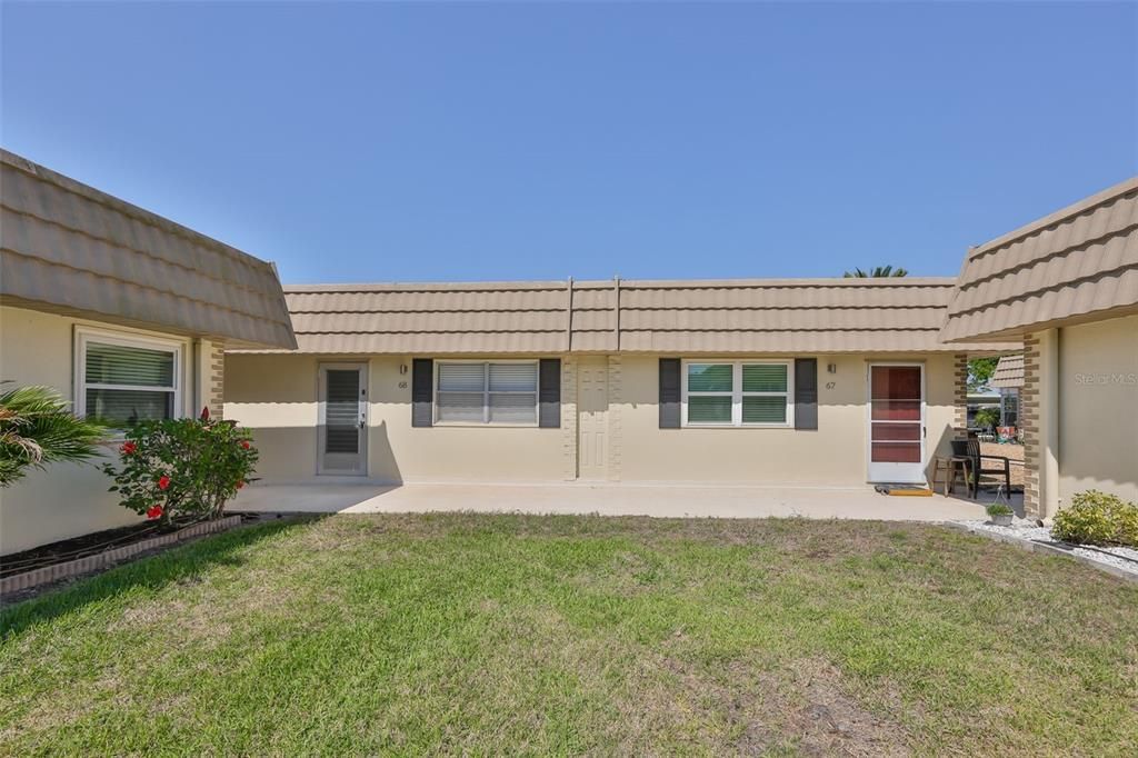 For Sale: $90,000 (2 beds, 2 baths, 960 Square Feet)