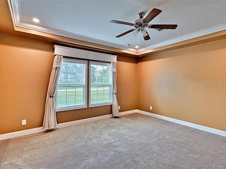 For Sale: $274,993 (4 beds, 2 baths, 2280 Square Feet)