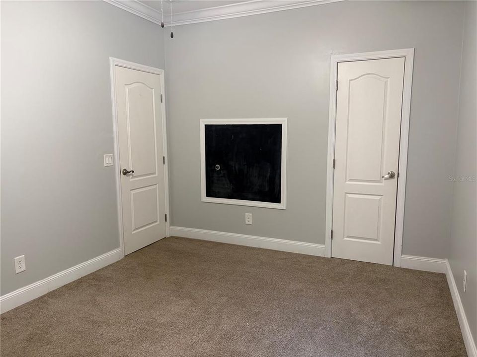 For Sale: $274,993 (4 beds, 2 baths, 2280 Square Feet)