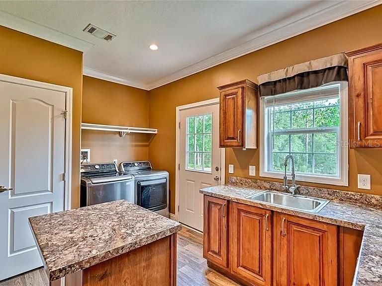 For Sale: $274,993 (4 beds, 2 baths, 2280 Square Feet)