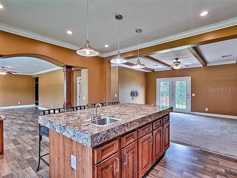 For Sale: $274,993 (4 beds, 2 baths, 2280 Square Feet)