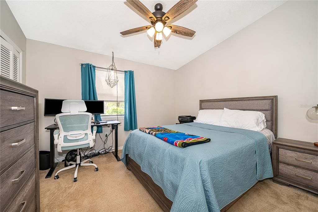 For Sale: $181,000 (2 beds, 2 baths, 1152 Square Feet)