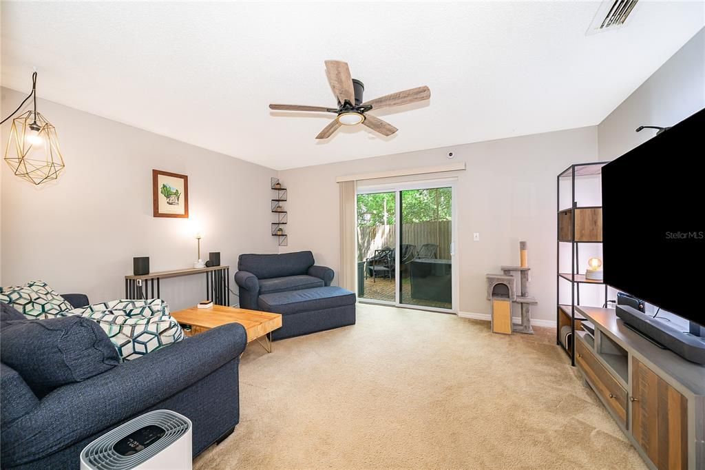 For Sale: $181,000 (2 beds, 2 baths, 1152 Square Feet)